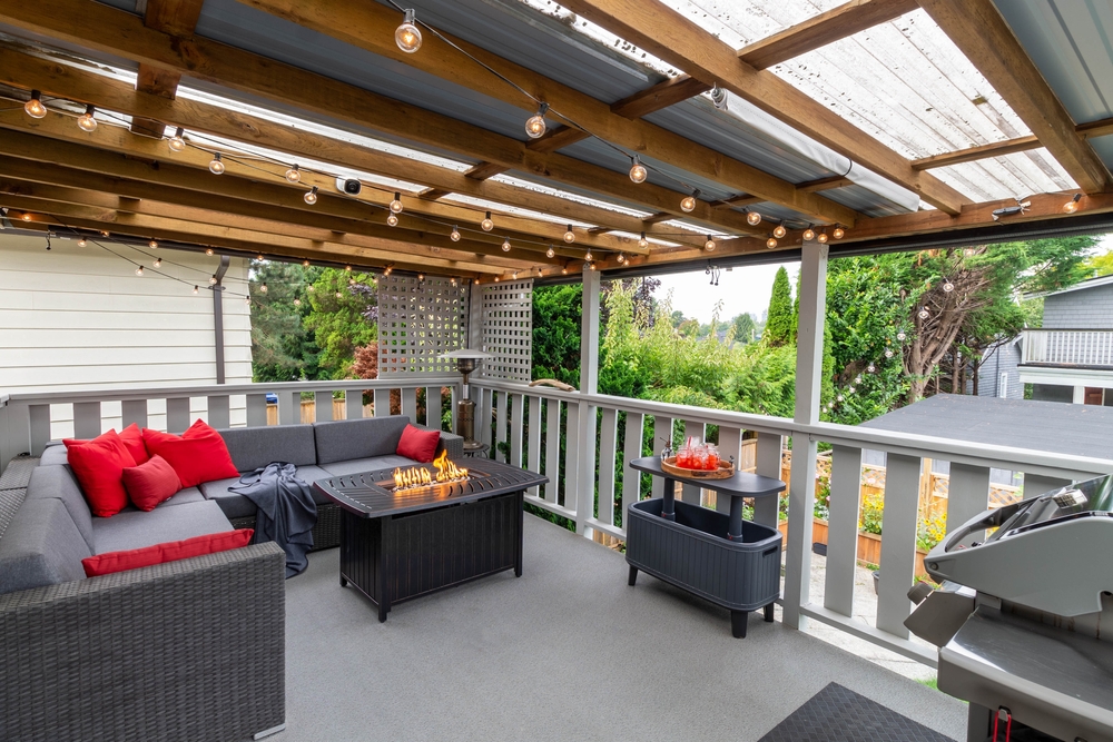 A,Back,Porch,Patio,Deck,With,Nice,Furniture,And,Red